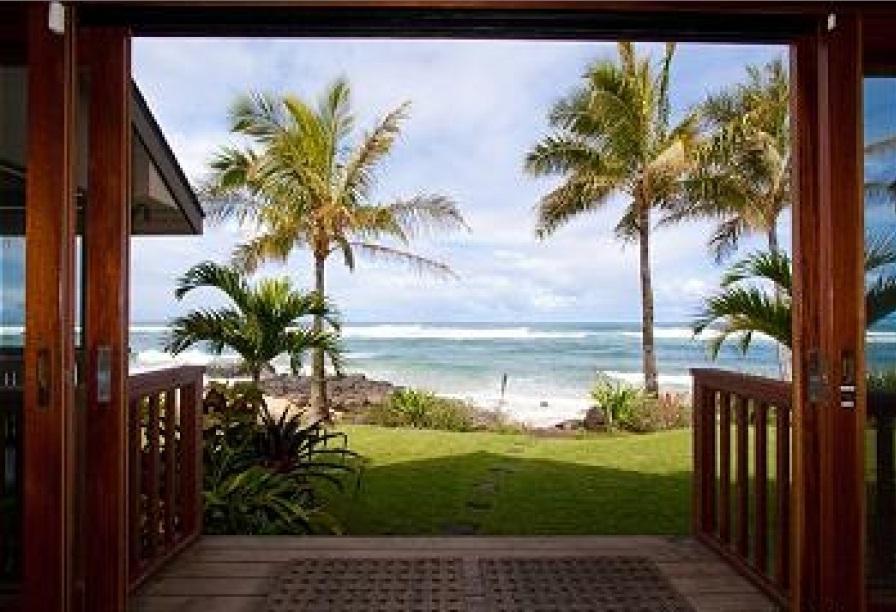 Tropical Beachfront w studio, Vacation Rental in Haleiwa North Shore