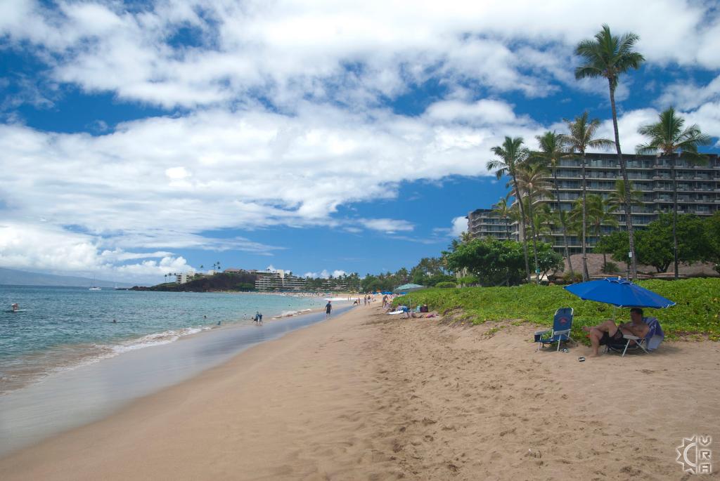 Ka'anapali Beach in Kaanapali, Maui, Hawaii | Hawaiian Beach Rentals